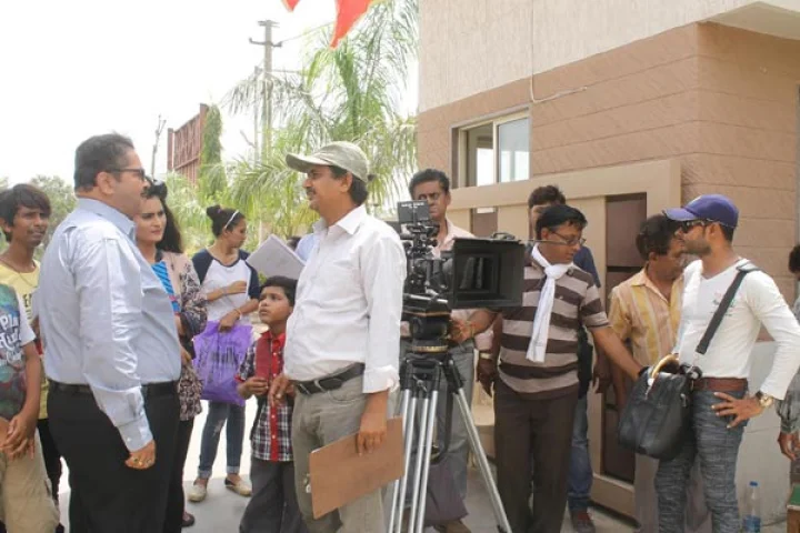 ટીકુ તલસાણિયા