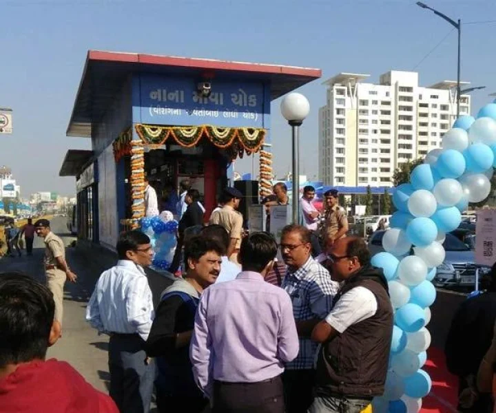 St bus pass holder take zero number ticket 