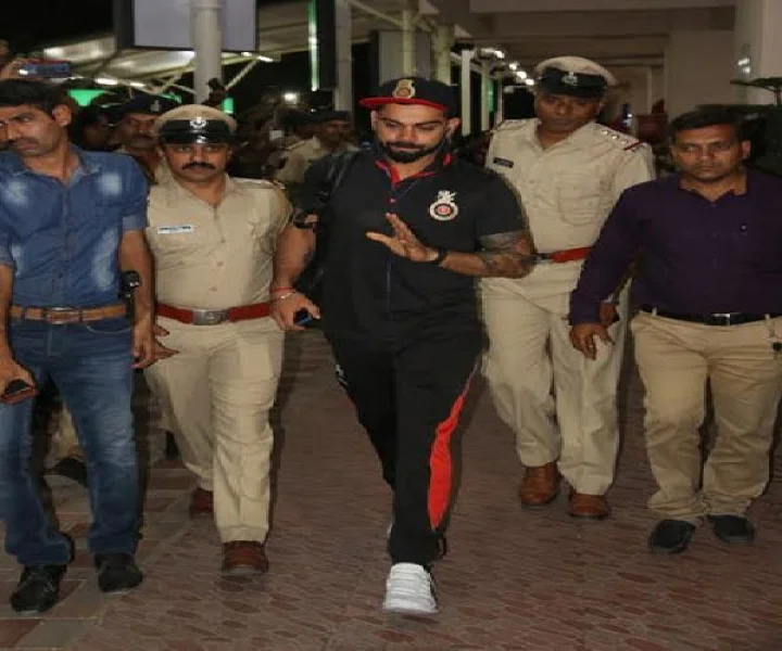 મોદીની સેલ્ફિ 