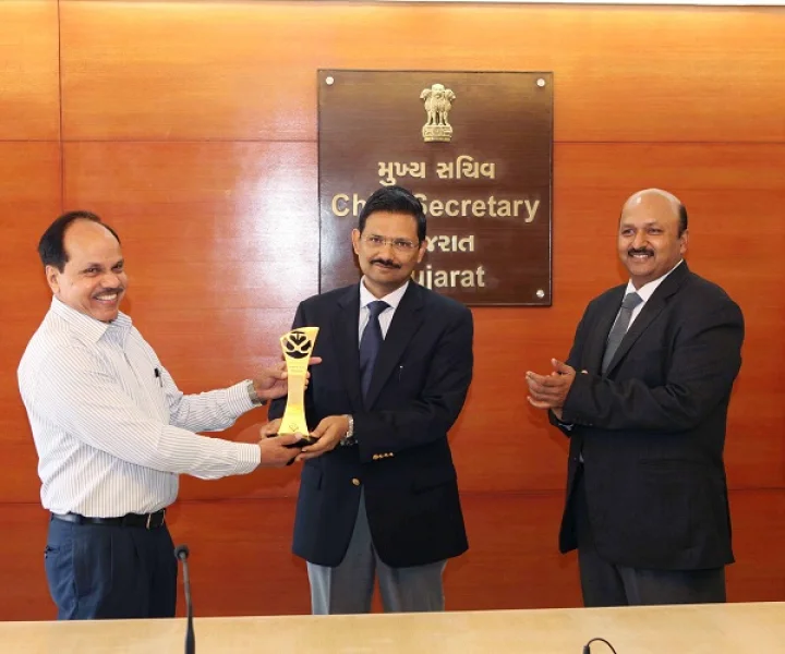 કાયદો અને વ્યવસ્થા