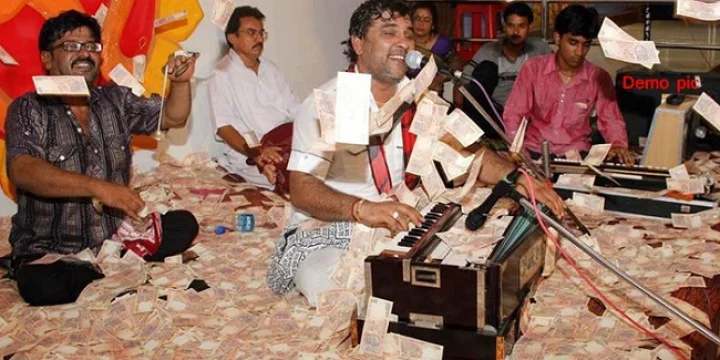 kirtidan gadhvi