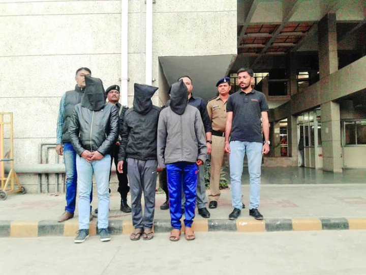 લોકરક્ષક પેપરલીક કૌભાંડ: ત્રણ આરોપીએ પ્રિન્ટિંગ પ્રેસની ગ્રીલ તોડીને પેપરની ચોરી કરી હતી