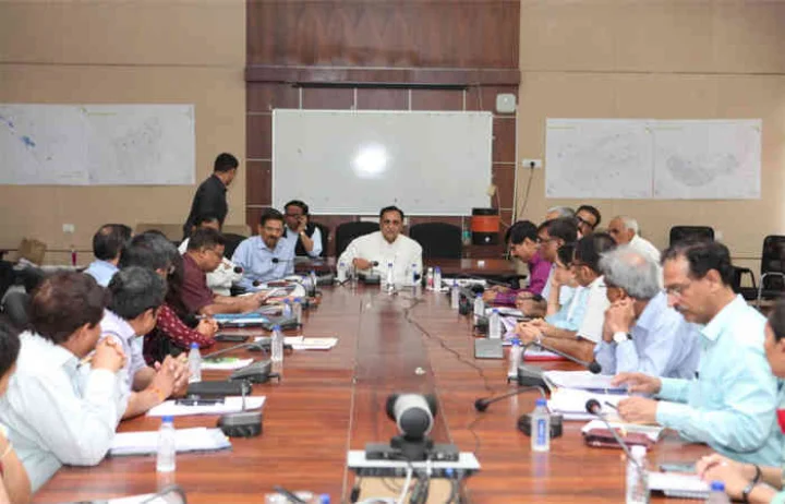 Cyclone in gujarat news latest