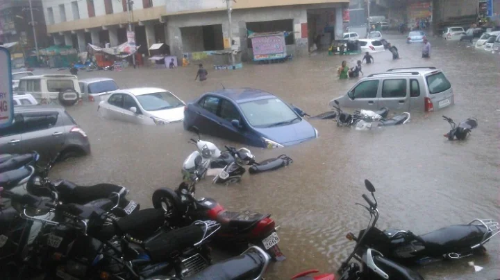 Rain in vadodara
