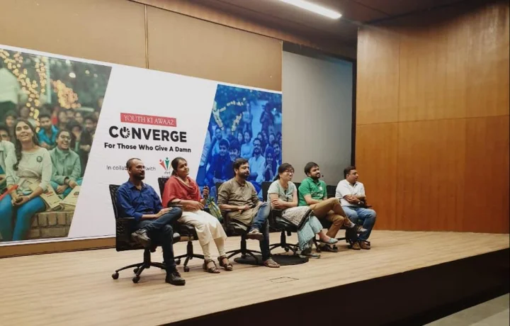 યુથ કી આવાઝ