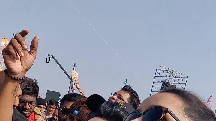 Varun dhawan kite flying