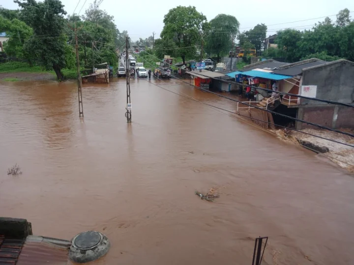 Heavy rain in Anand