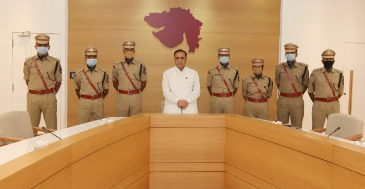 ગુજરાત ૭ તાલીમી IPS અધિકારીઓ