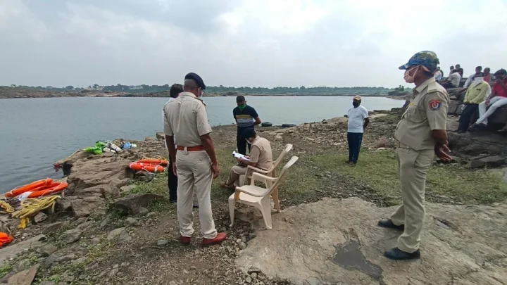 જમીન વિવાદ