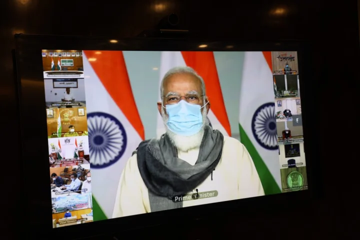 બેઠકમાં પીએમ મોદી