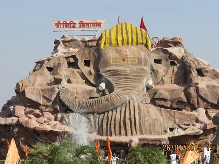 મહેમદાવાદ સિદ્ધિ વિનાયક મંદિર