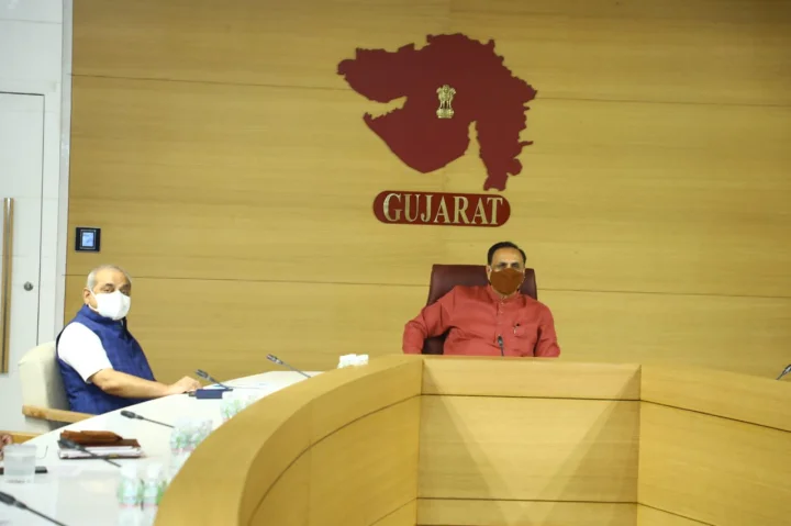 વેક્સિનેશન અને નિયમોના ચુસ્ત પાલન