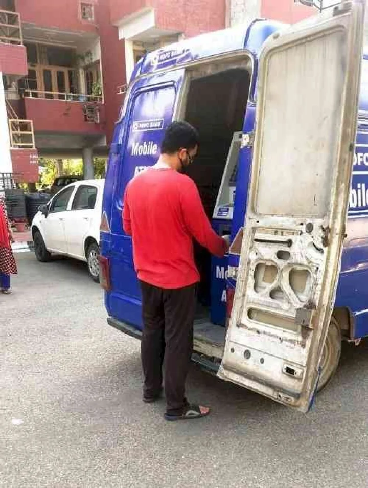 HDFC બેંક