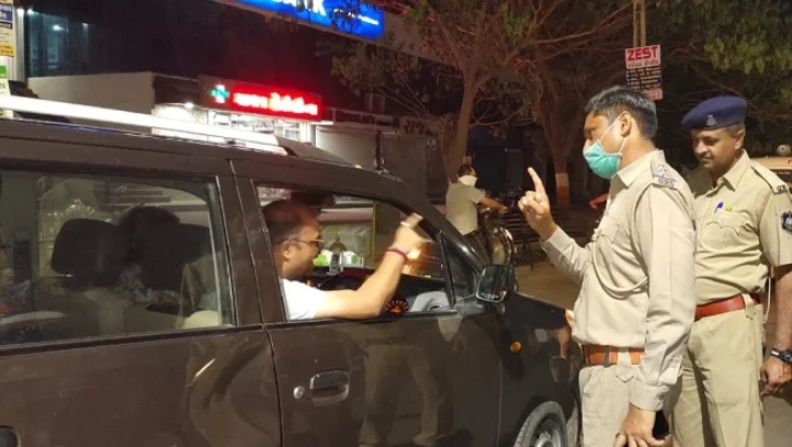 Night Curfew in 8 City