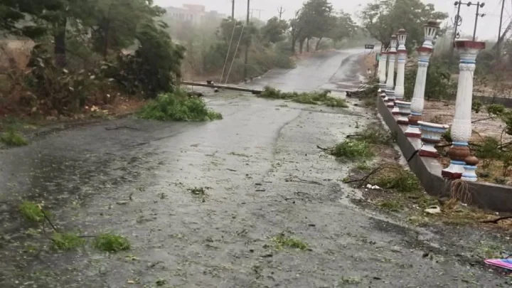 gujarat cyclone