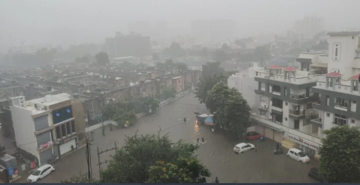 સૌરાષ્ટ્રમાં ધોધમાર વરસાદ