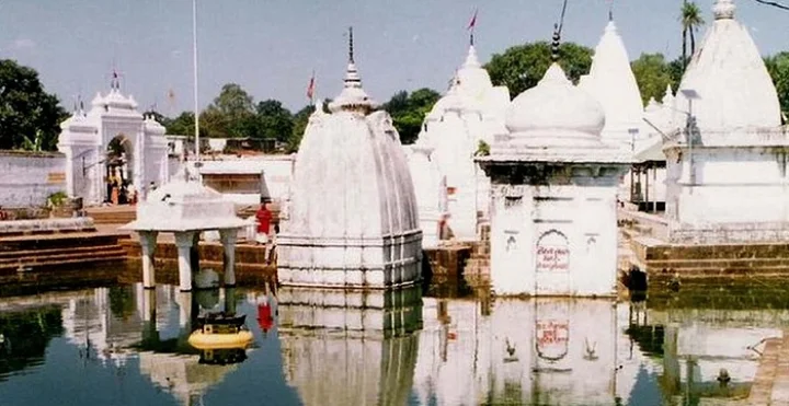 kalmadhav shakti peeth