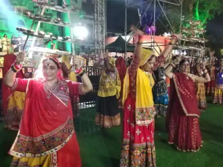 Navratri ahmedabad garba 2021
