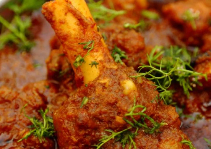 Ahmedabad bans sale of non-veg food items on roads