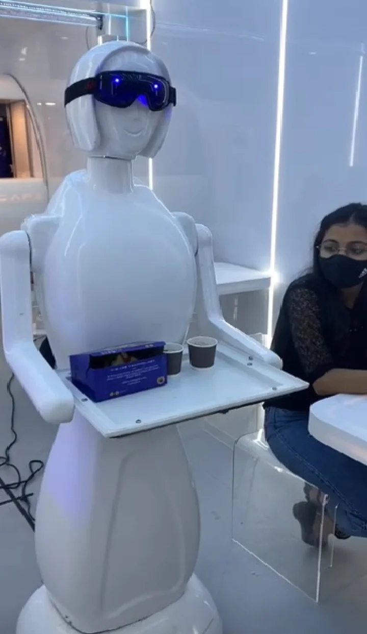 Ahmedabadi engineer builds city's first robotic cafe with the help of friends
