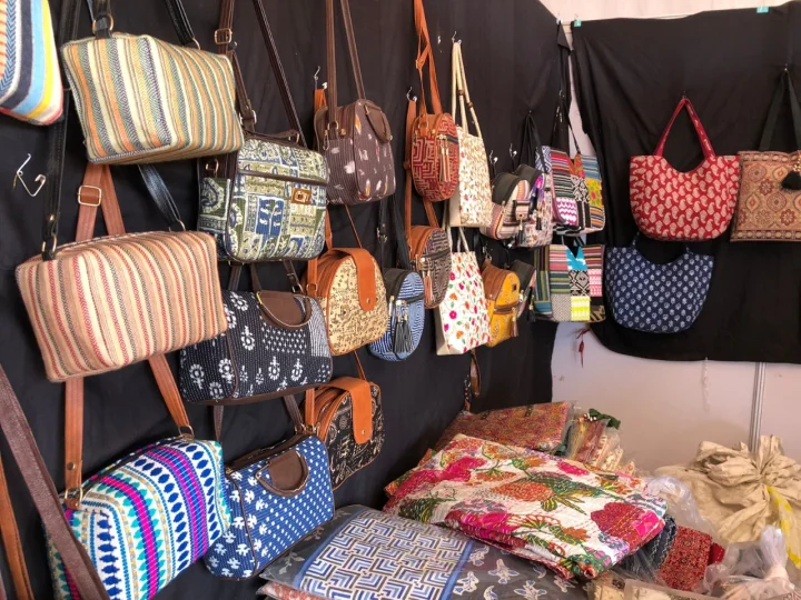 Things are 60 percent cheaper here than in shopping malls, just as much as a linen shirt
