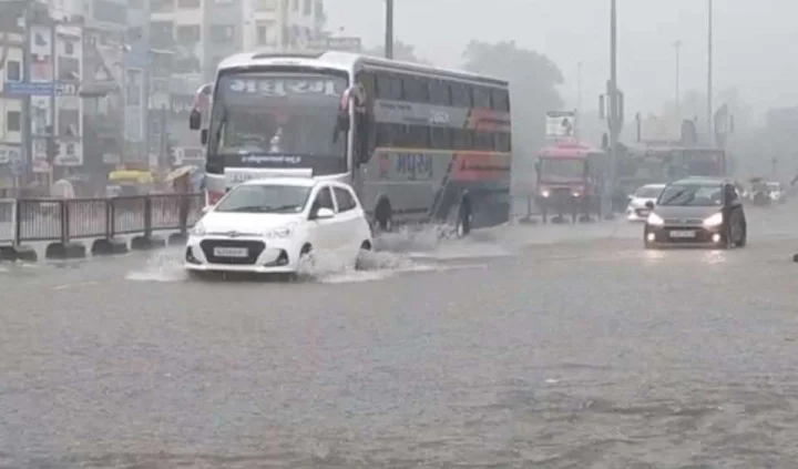 rain in valsad