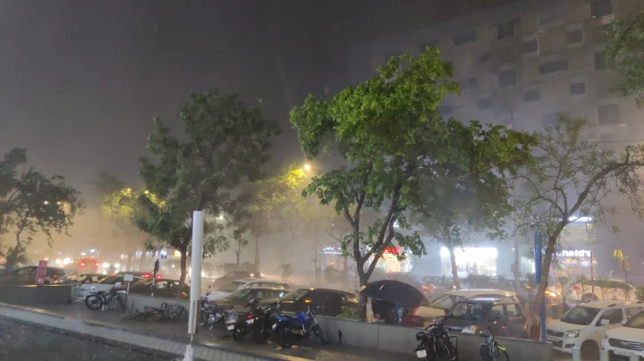 Heavy Rain Fall in Ahmedabad Video