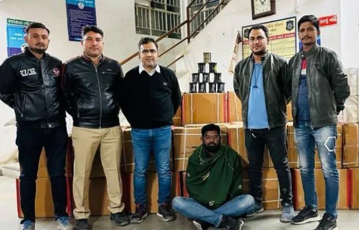 A trader selling Chinese thread was arrested in Sarkhej