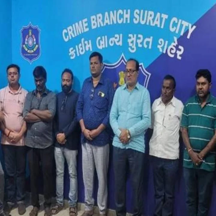 વ્યાજખોરો સામે સુરત પોલીસ એક્શનમાં, 10 દિવસમાં 103 ગુના નોંધી 111ની ધરપકડ કરી