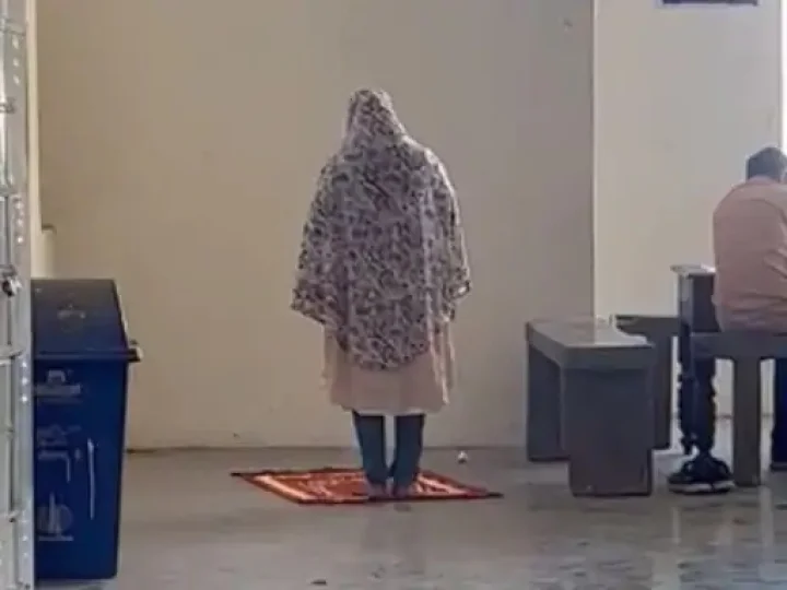 offering Namaz