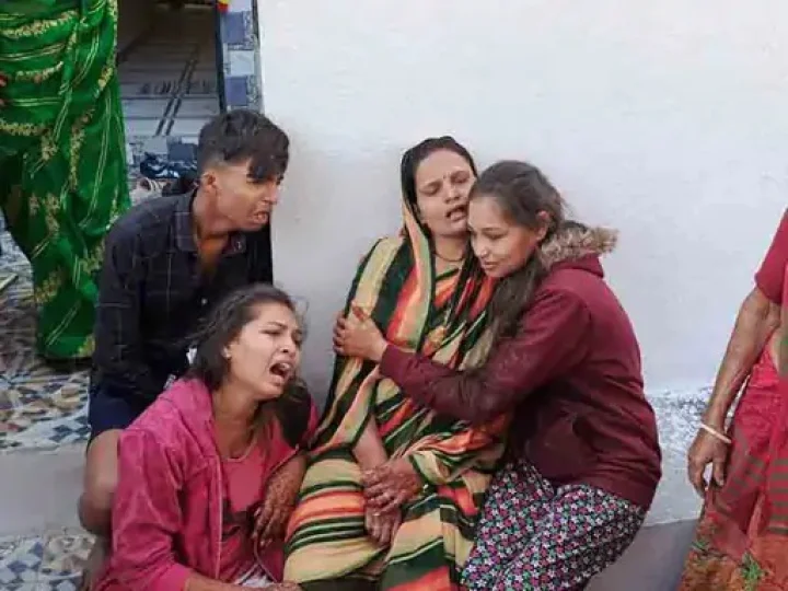 suicide a day before daughters wedding