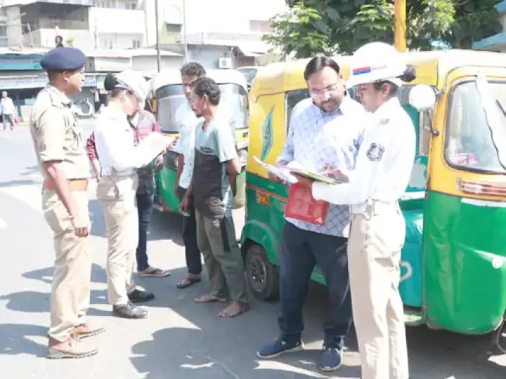 QR code Rickshaw-taxi