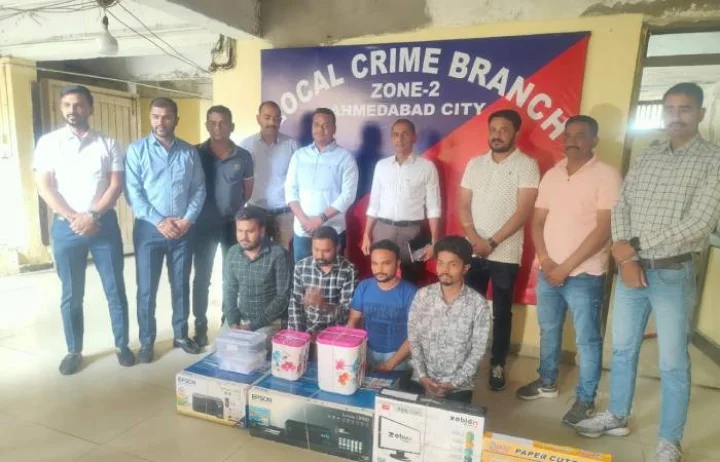 r printing fake notes in Ahmedabad,
