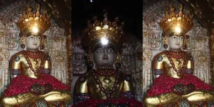 forehead of Mahavir Swami