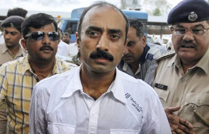 IPS Sanjeev Bhatt from Palanpur to Ahmedabad Jail