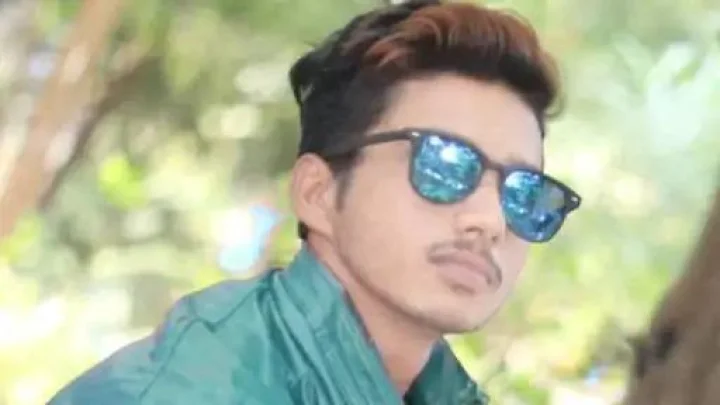 Made a nude video by making a video call, after ...