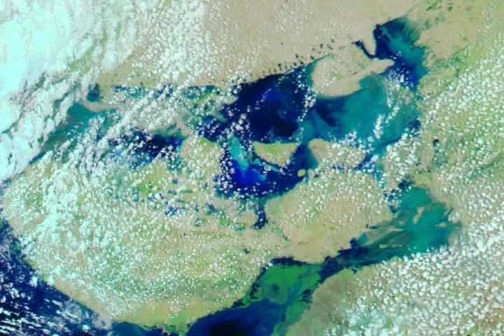 Remal cyclone Alert In India