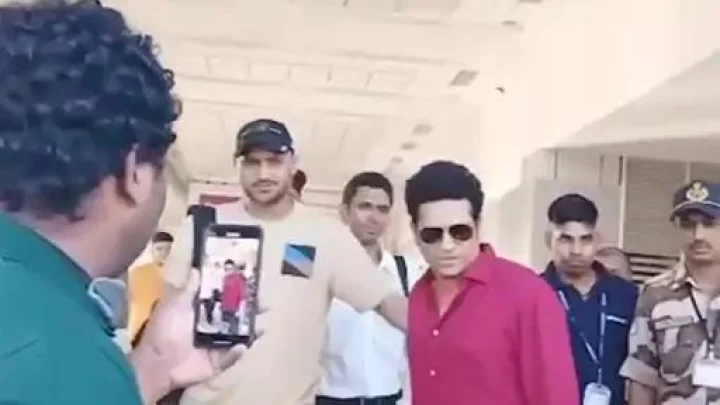 Sachin Tendulkar and Harbhajan Singh reached ...