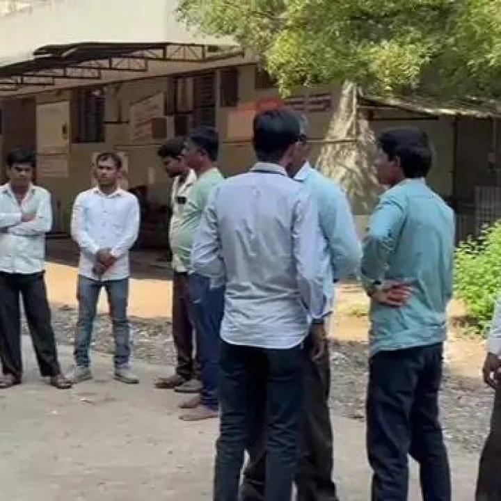 સુરતમાં આઠમના દિવસે જ બે ભાઈઓને ત્રણ શખ્સોએ રહેંસી નાંખ્યા