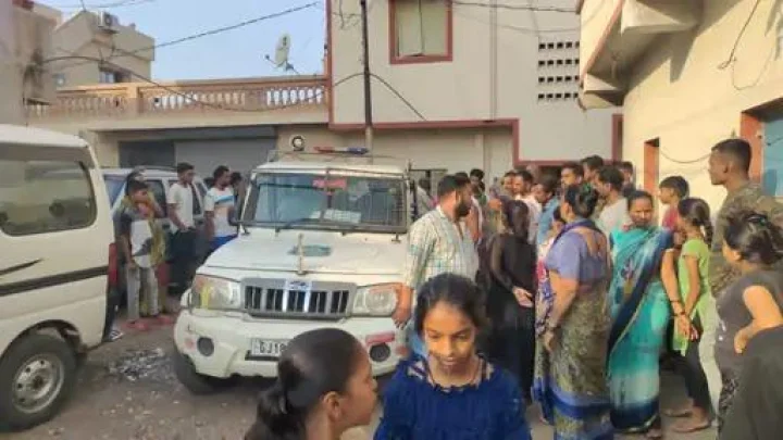 Husband slashes wife's cheek with knife in ...