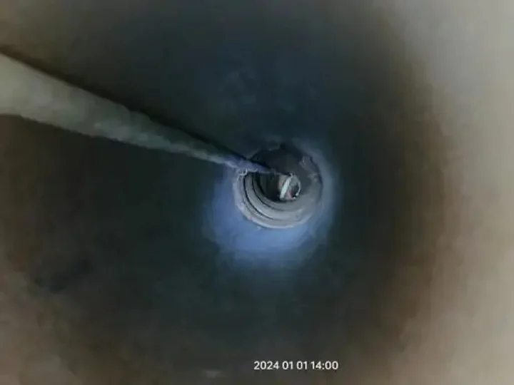 girl falls in borewell