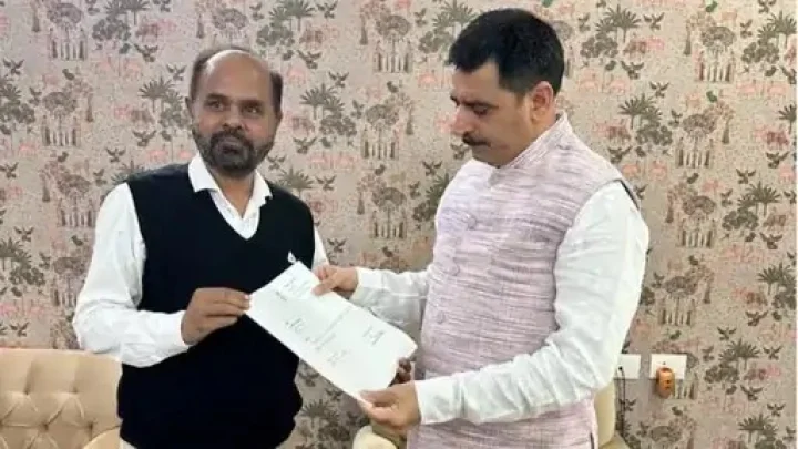 Former MLA of Bijapur C.J. Chavda will Join BJP