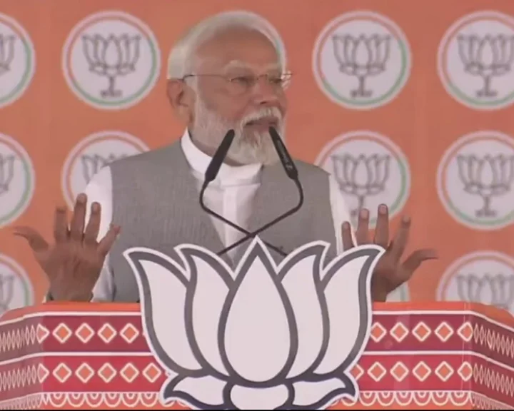 modi in Anand
