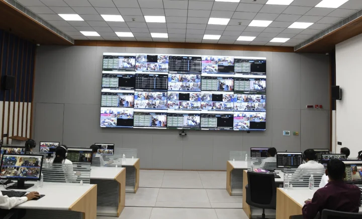 Live webcasting from more than 25 thousand polling booths