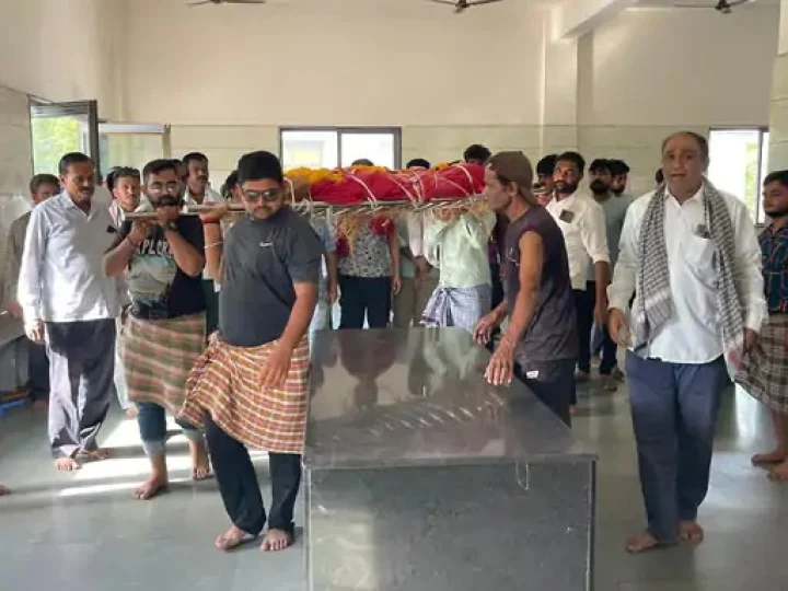 In the Rajkot fire incident, 11 dead bodies were handed over to the families
