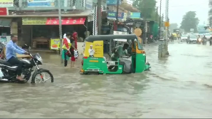 Surat rain