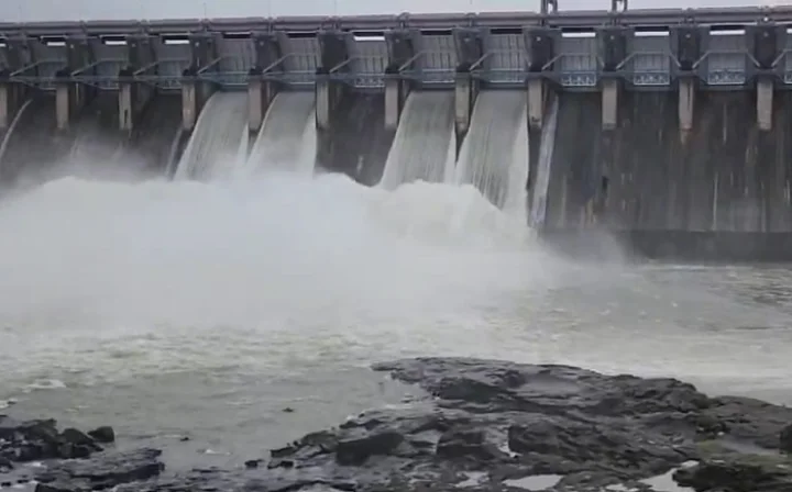 ukai dam