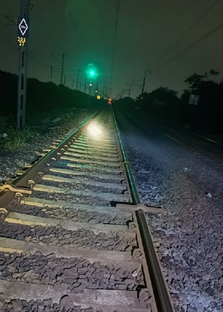 surat railway track