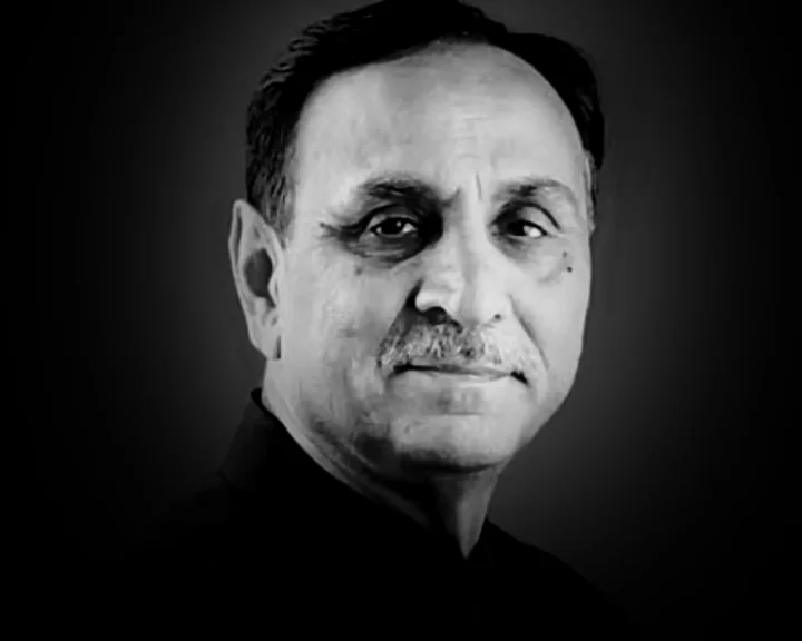 viajy rupani