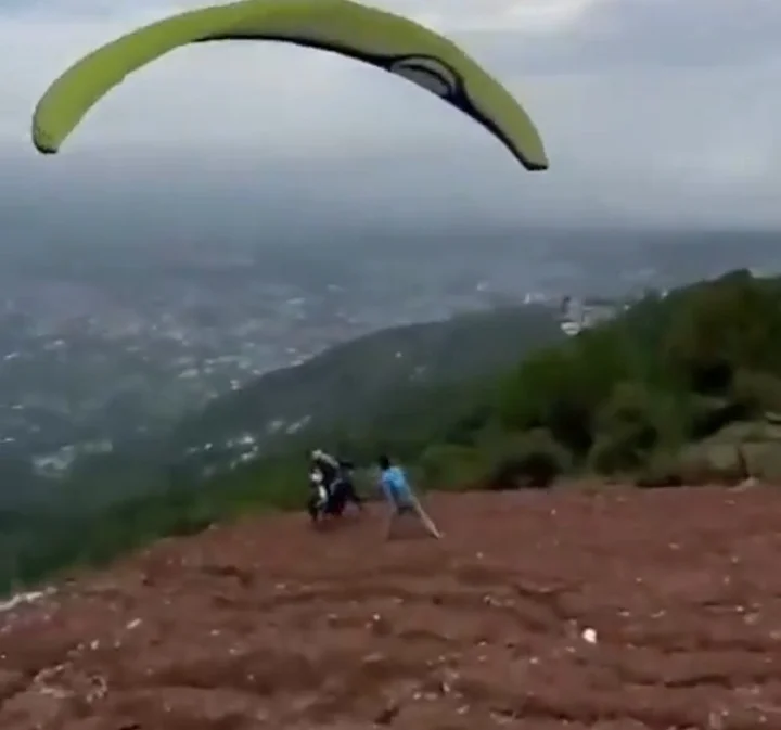Himachal paragliding accident